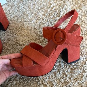 Burnt Orange Qupid chunky heels